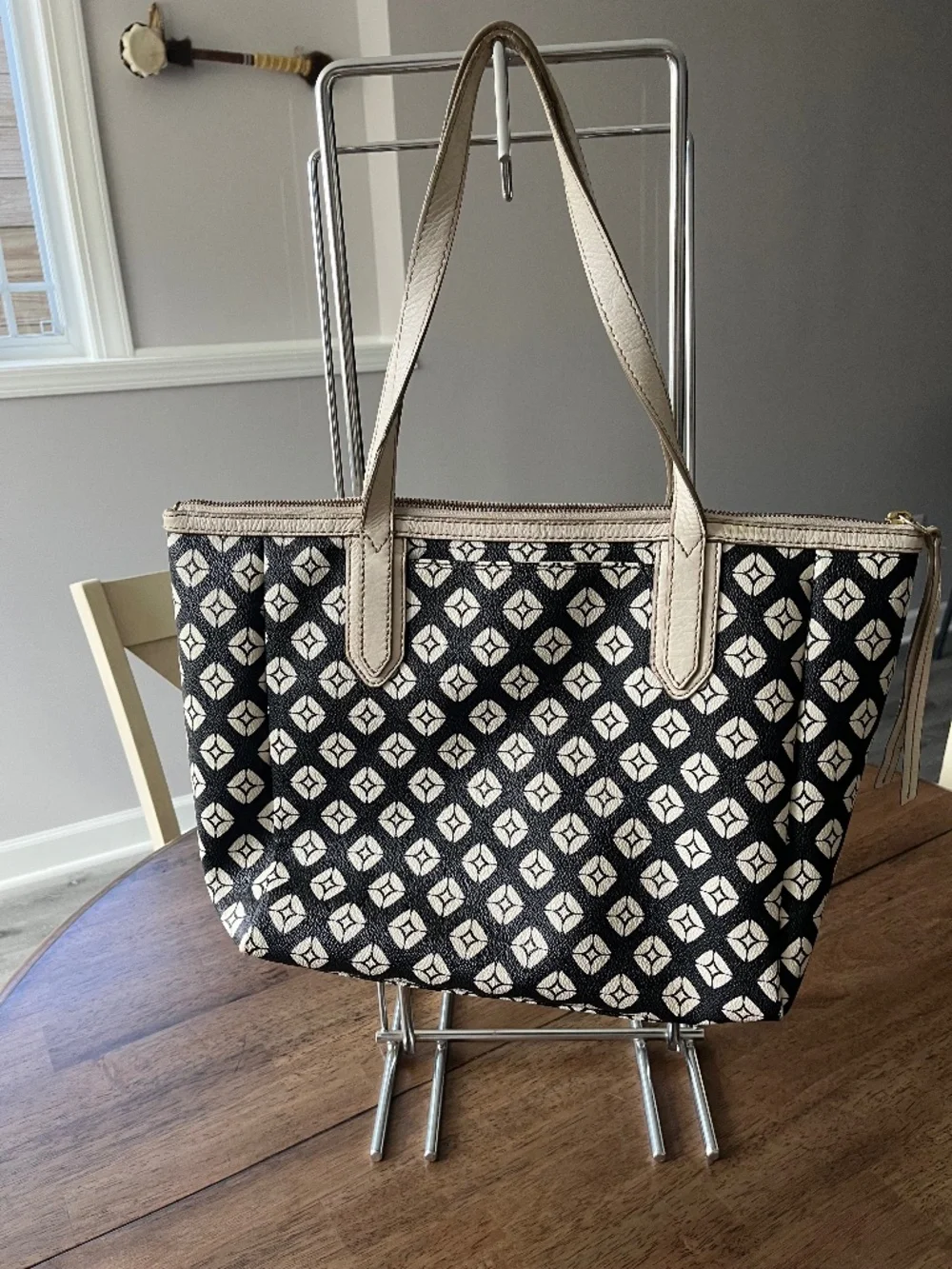 Fossil Vintage Purse Tote Black & White